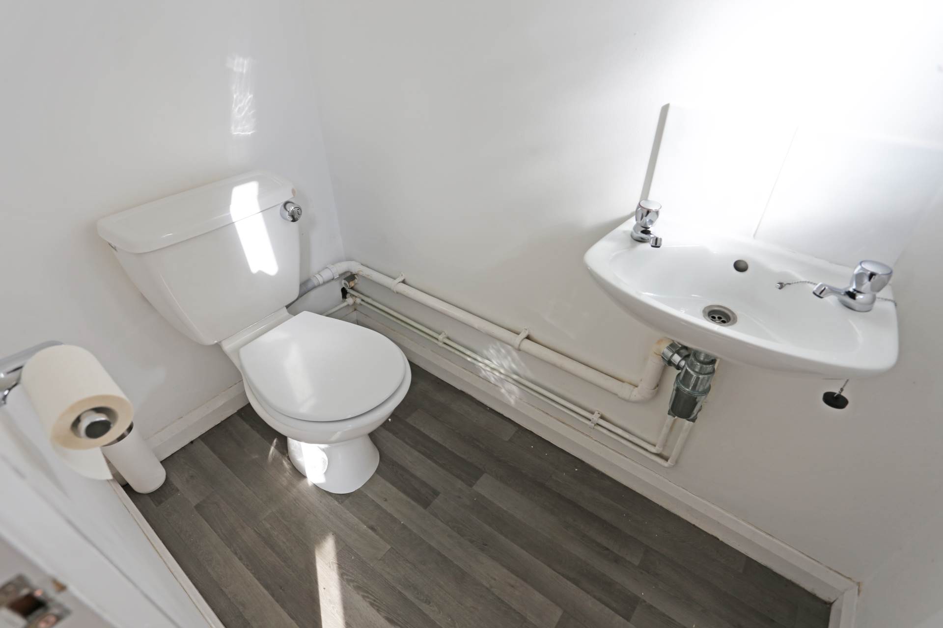 Lansbury Avenue, Chadwell Heath, RM6, Image 14