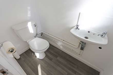 Lansbury Avenue, Chadwell Heath, RM6, Image 14