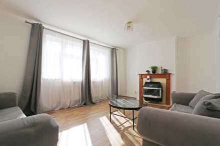 Lansbury Avenue, Chadwell Heath, RM6, Image 7