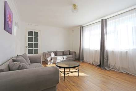 Lansbury Avenue, Chadwell Heath, RM6, Image 8