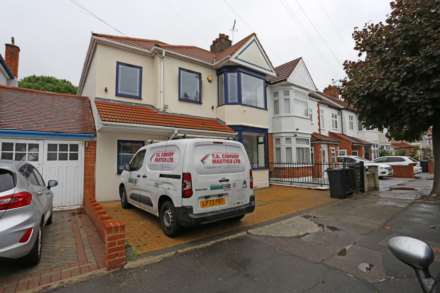 Property For Rent Brancaster Rd, Ilford
