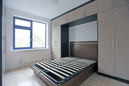 Brancaster Rd, Ilford, Image 12