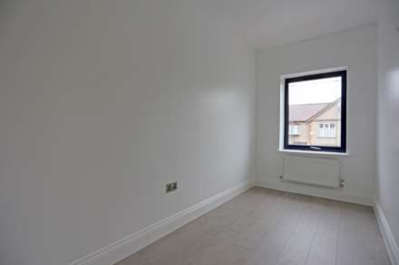 Brancaster Rd, Ilford, Image 16