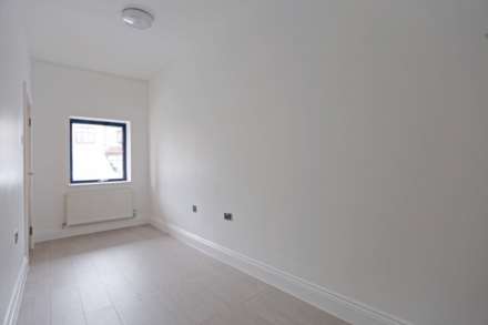 Brancaster Rd, Ilford, Image 7