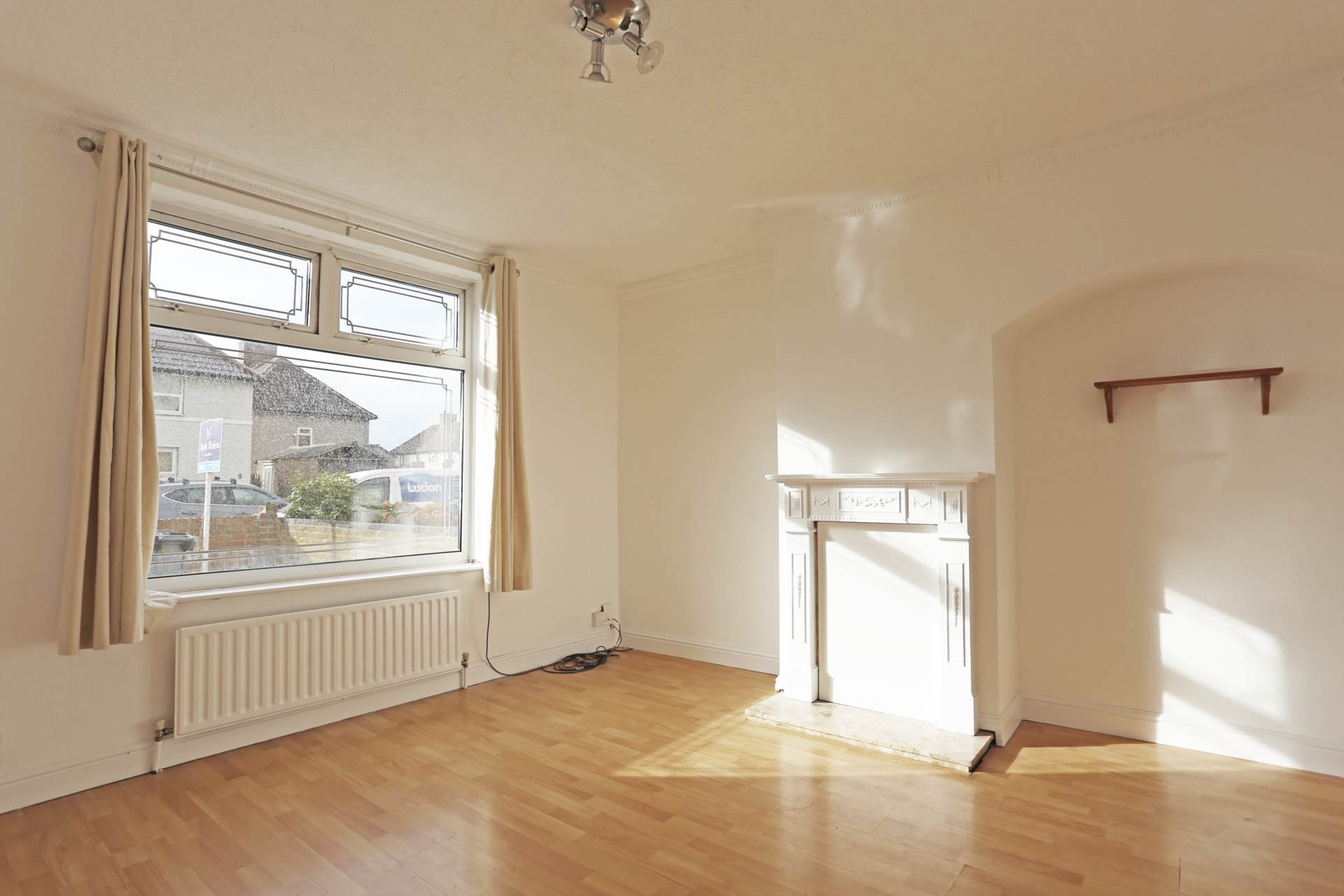 Cotesmore Gardens, Dagenham, RM8, Image 2