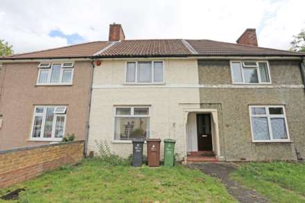 2 Bedroom Terrace, Cotesmore Gardens, Dagenham, RM8