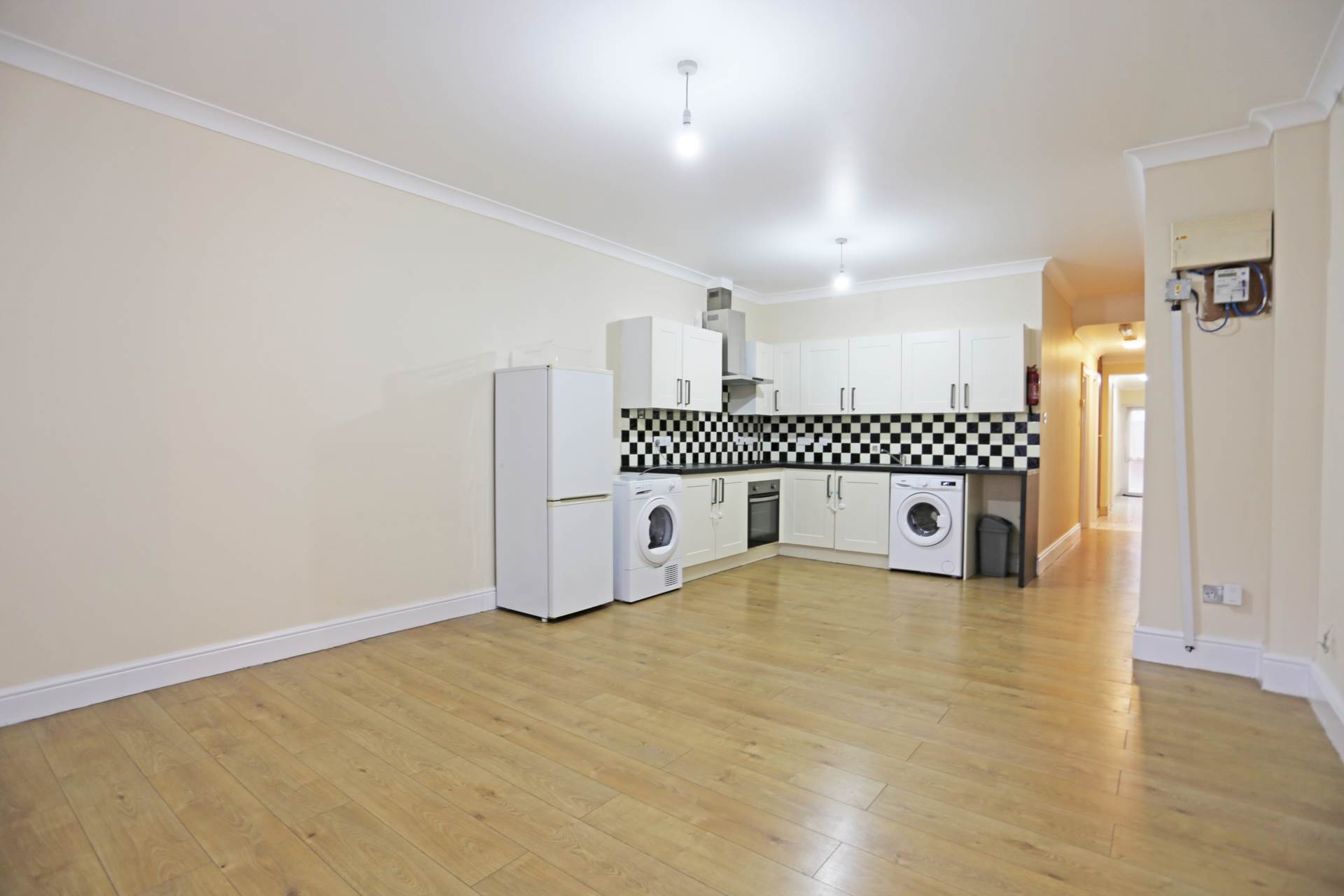 Quebec Road, Gants Hill, Newbury Park, IG2, Image 3