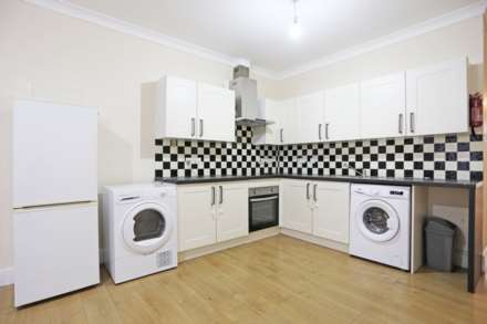 Quebec Road, Gants Hill, Newbury Park, IG2, Image 2