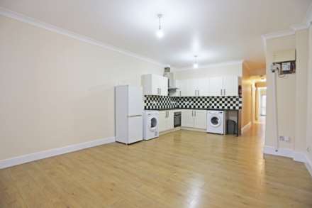 Quebec Road, Gants Hill, Newbury Park, IG2, Image 3