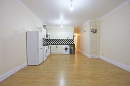 Quebec Road, Gants Hill, Newbury Park, IG2, Image 4