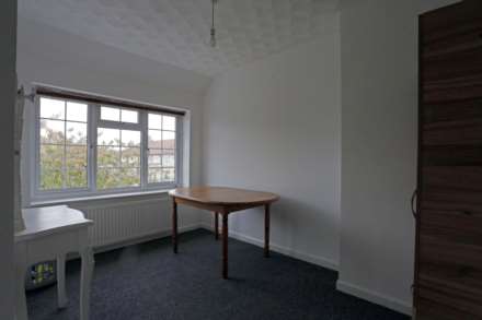 Green Lane, Dagenham, RM8, Image 7