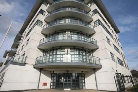 2 Bedroom Apartment, High Road, Chadwell Heath