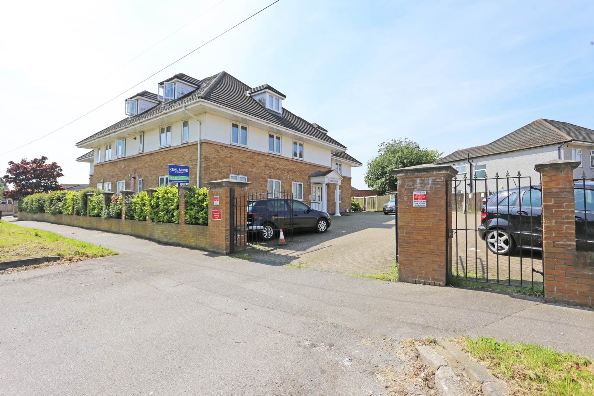 New Road, Rainham, RM13, Image 11