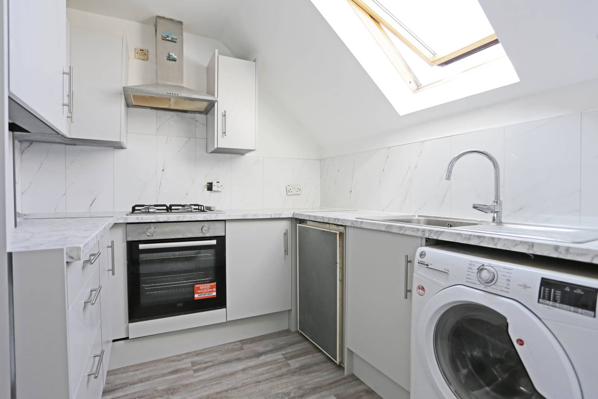 New Road, Rainham, RM13, Image 2