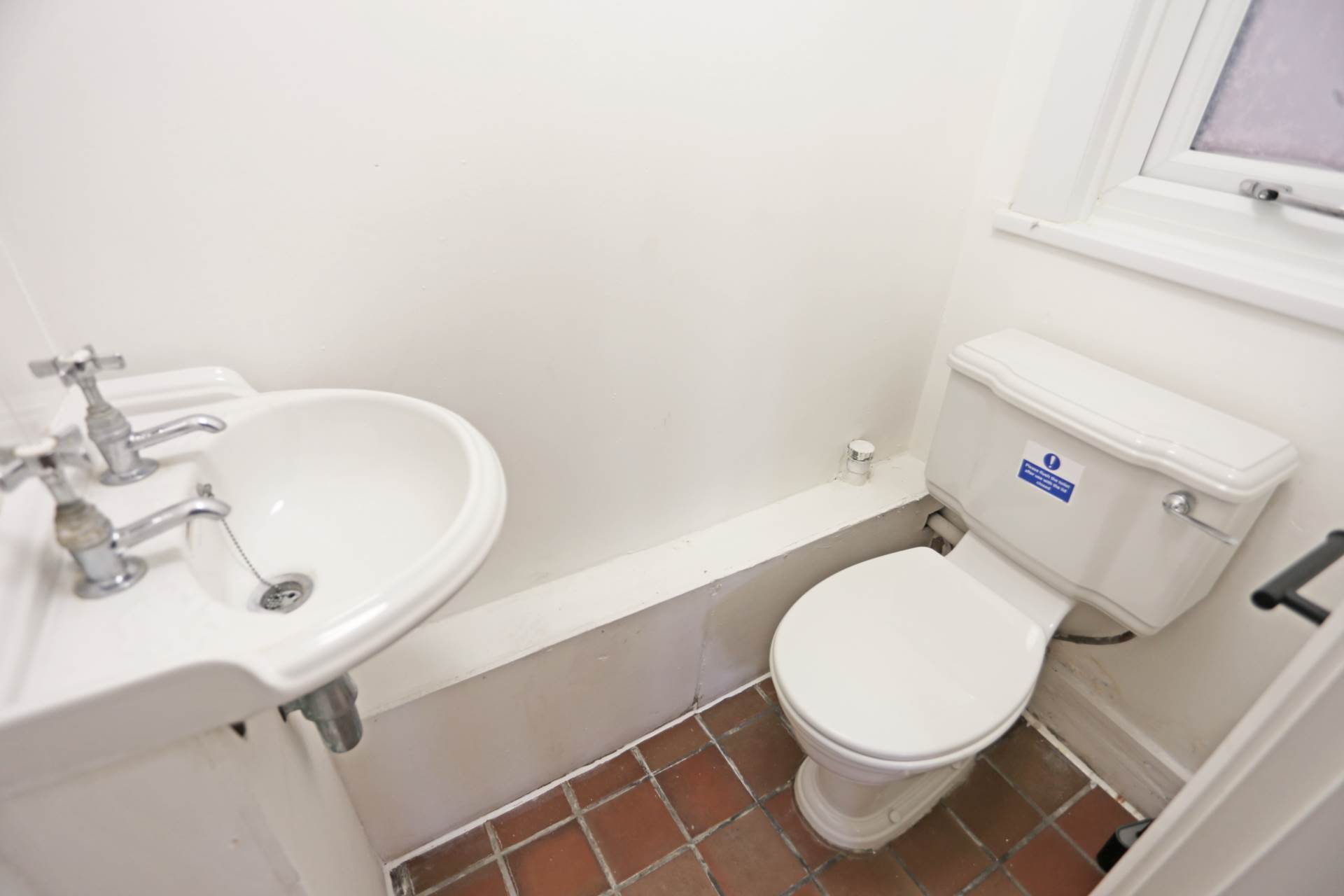 High Road, Loughton, IG10, Image 15