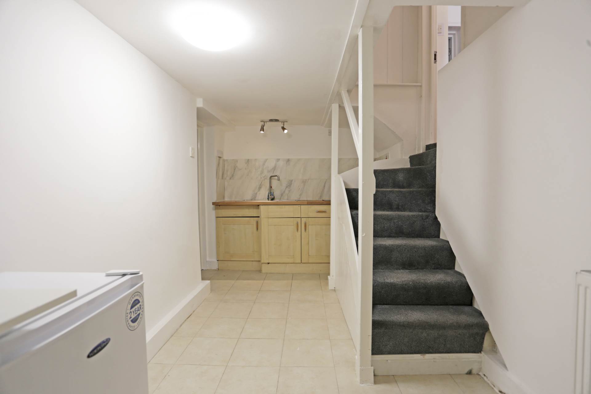 High Road, Loughton, IG10, Image 16