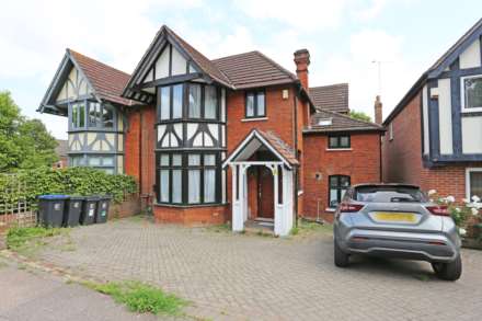 Property For Rent High Road, Loughton