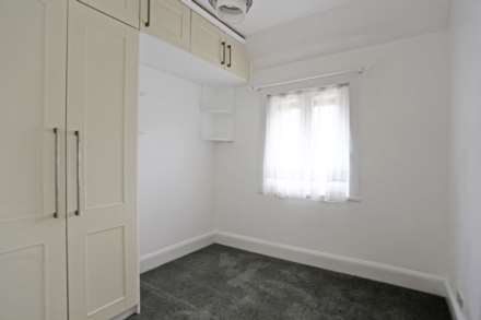 High Road, Loughton, IG10, Image 12