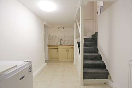 High Road, Loughton, IG10, Image 16
