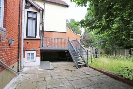 High Road, Loughton, IG10, Image 24