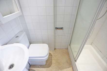 High Road, Loughton, IG10, Image 9