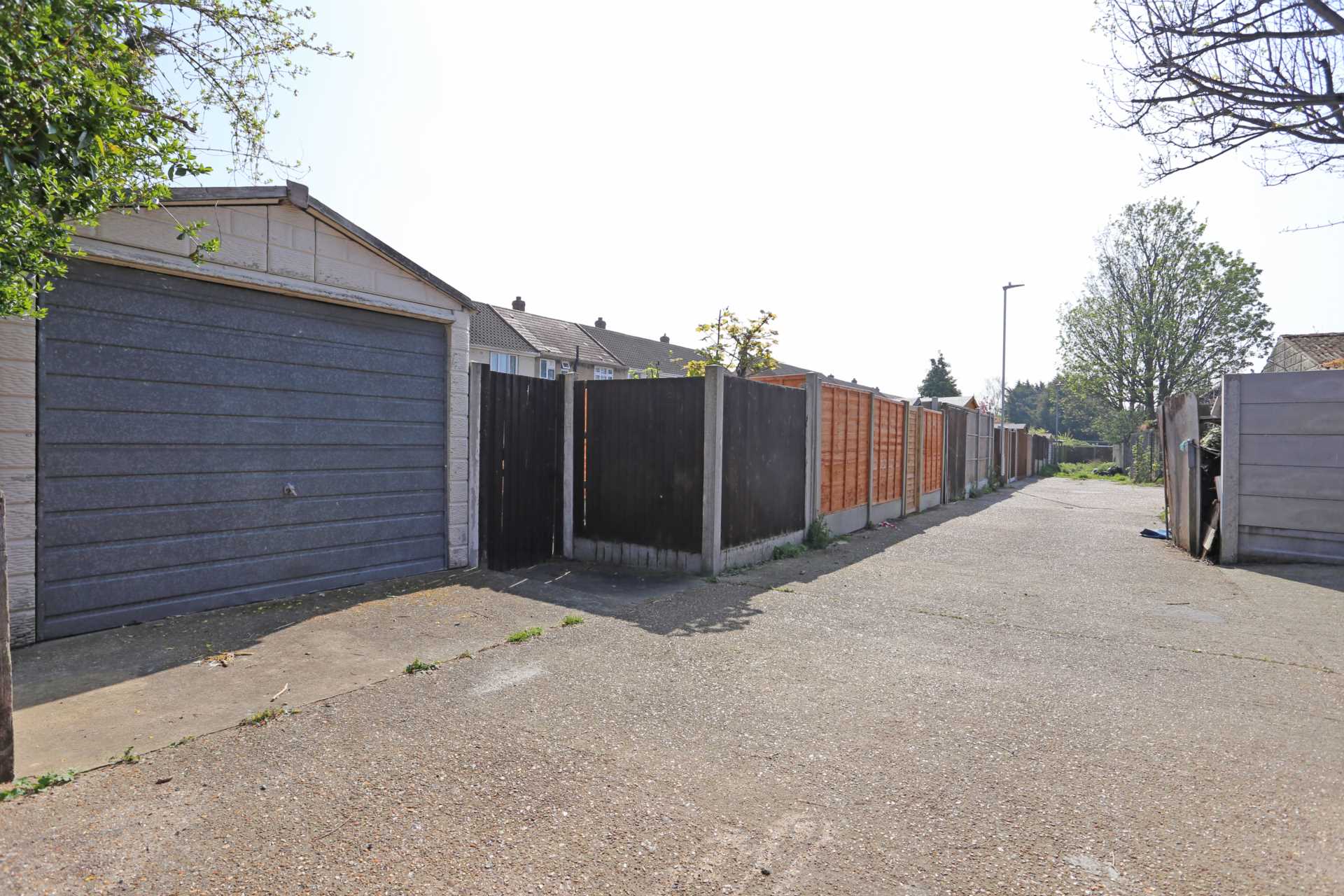 Crabtree Avenue, Marks Gate, RM6, Image 12
