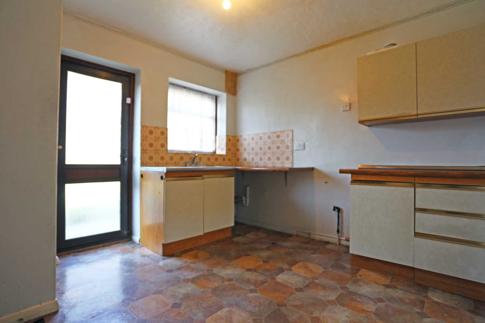 Crabtree Avenue, Marks Gate, RM6, Image 2