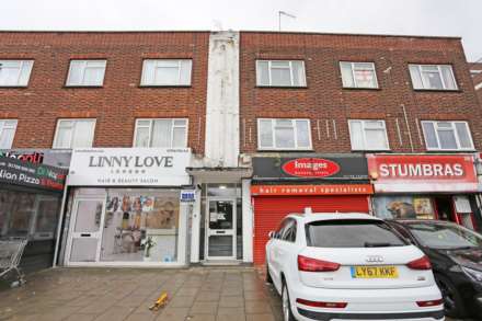 Studio, Victoria Road, Romford, RM1