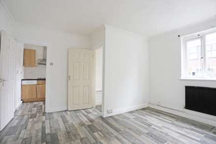 Victoria Road, Romford, RM1, Image 3