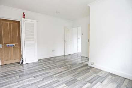 Victoria Road, Romford, RM1, Image 5