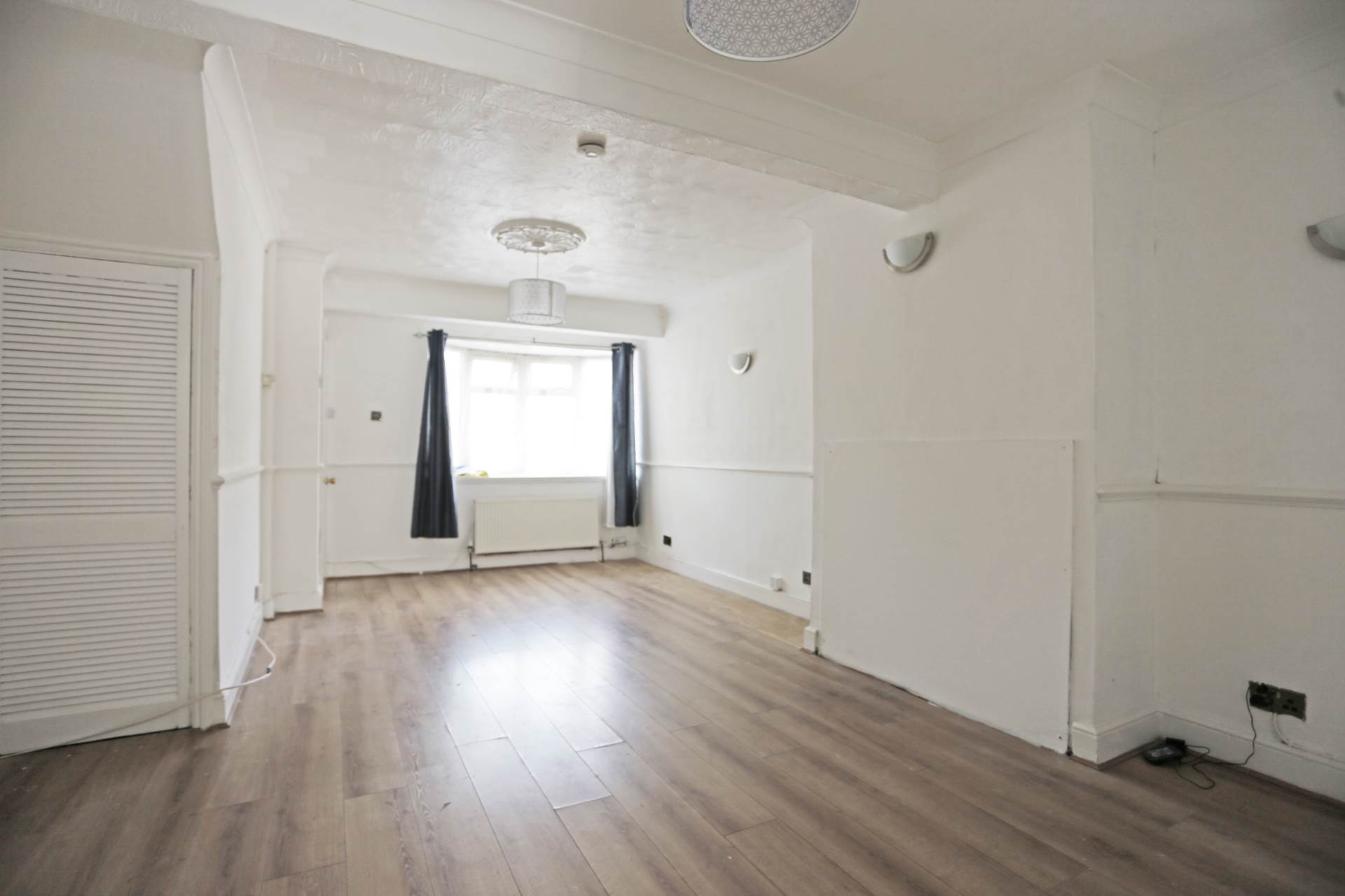Oval Road North, Dagenham, RM10, Image 5