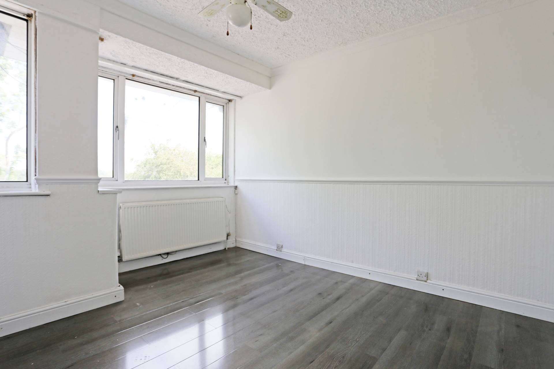 Oval Road North, Dagenham, RM10, Image 6