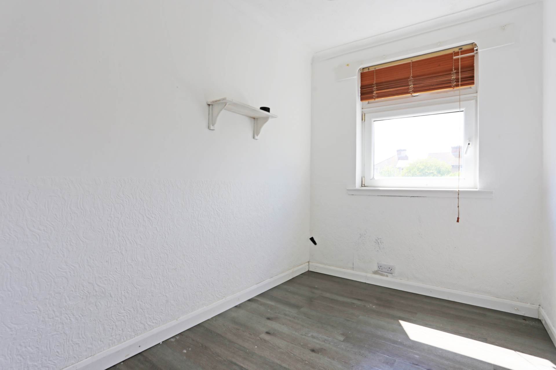 Oval Road North, Dagenham, RM10, Image 7