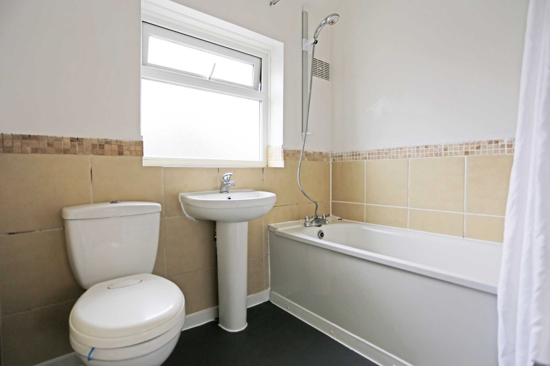 Glencoe Drive, Dagenham, RM10, Image 8