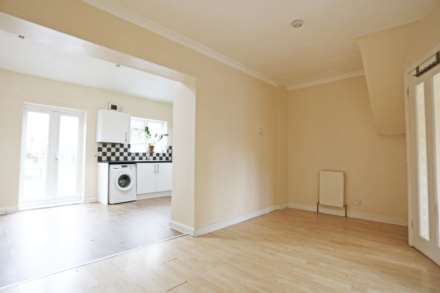 Glencoe Drive, Dagenham, RM10, Image 3