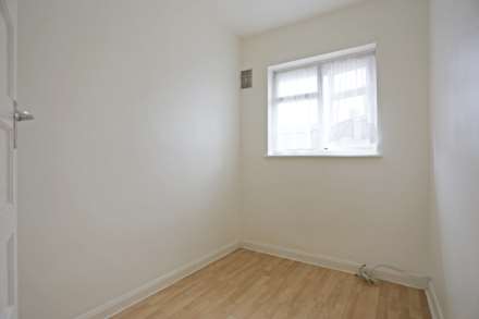 Glencoe Drive, Dagenham, RM10, Image 7