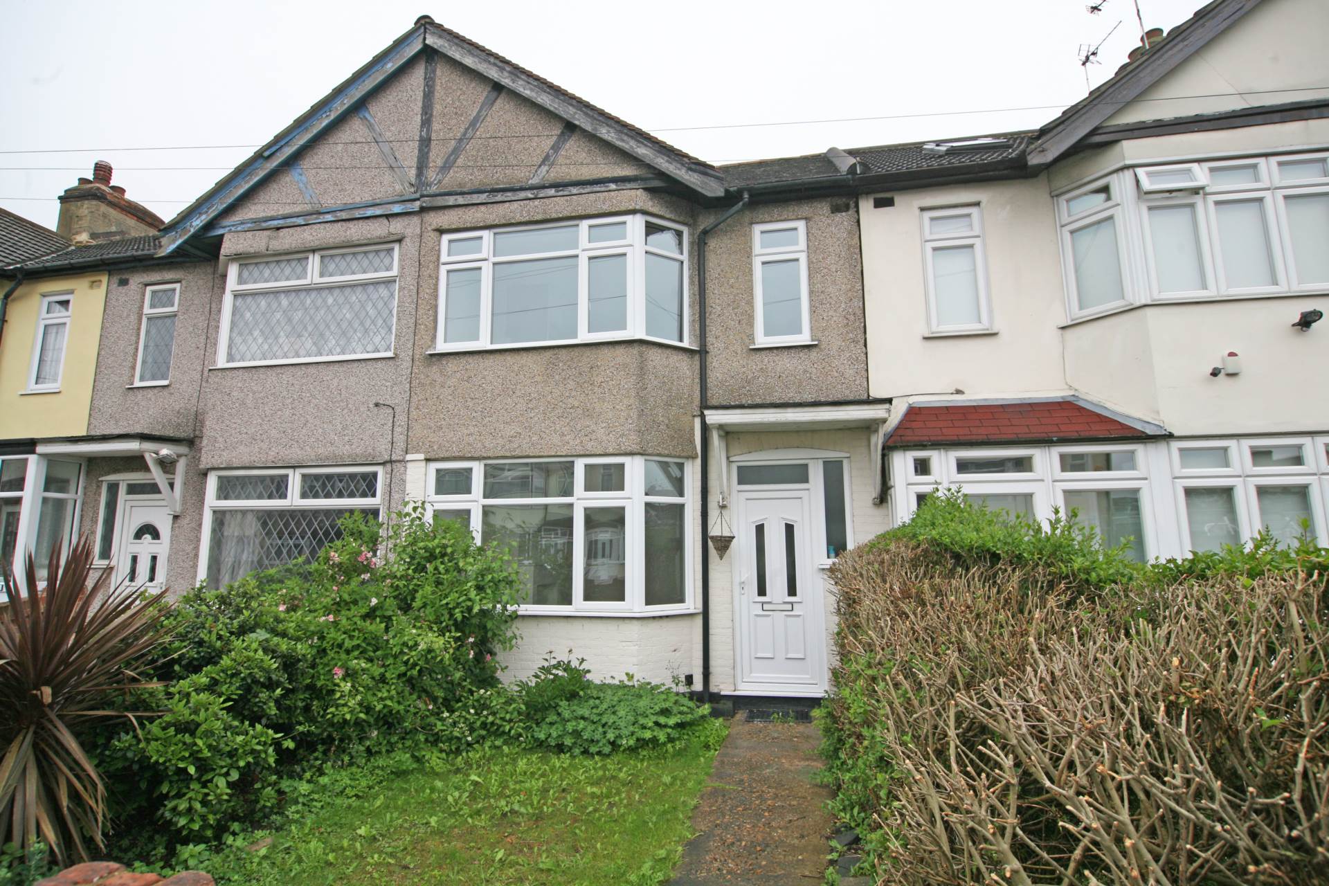 Waverley Road, Rainham, RM13, Image 1