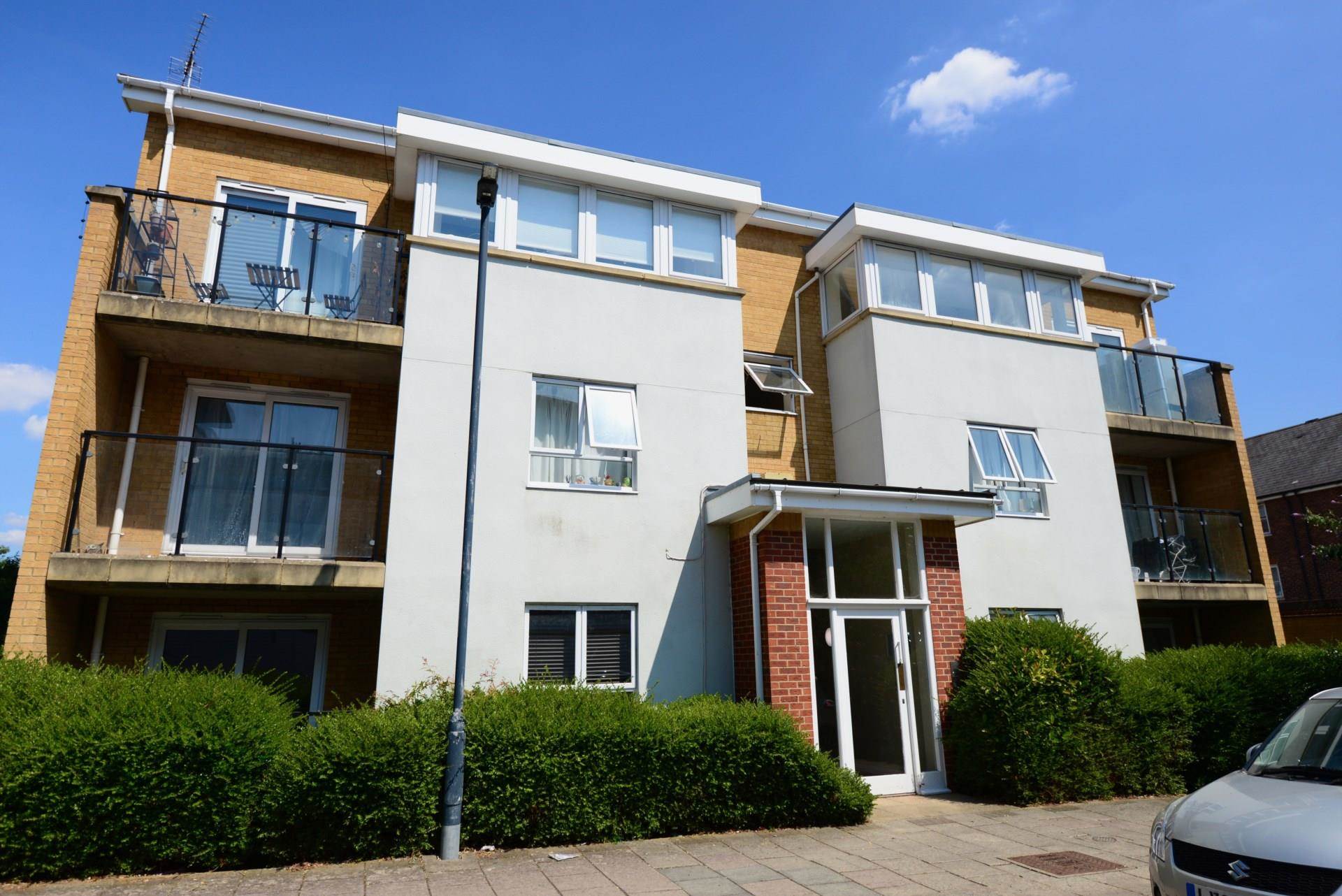 121 Erebus Drive SE28 0GB, Image 1