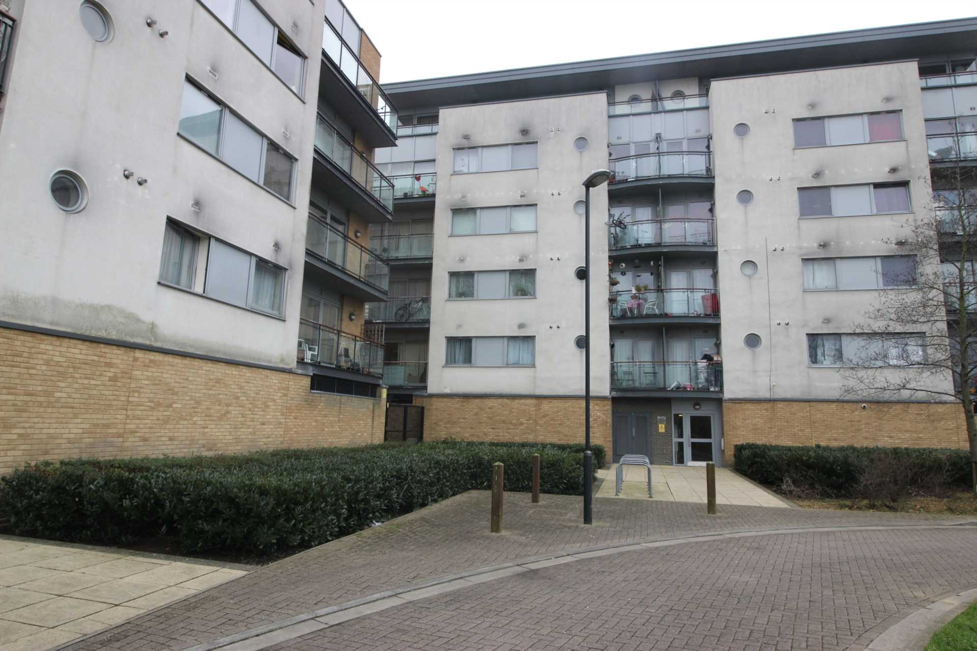 Miles Close, Thamesmead West, SE28 0NJ, Image 1