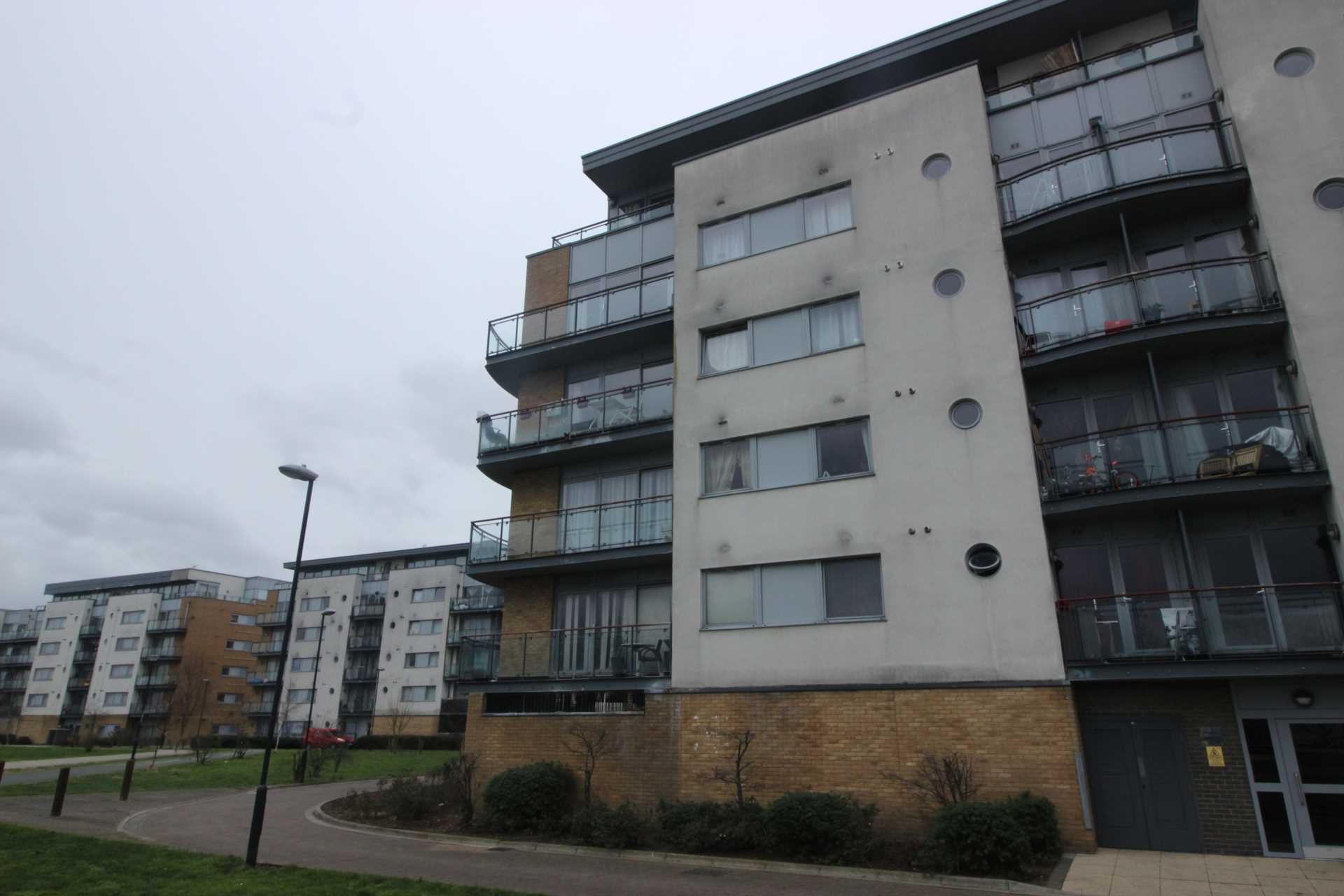 Miles Close, Thamesmead West, SE28 0NJ, Image 2