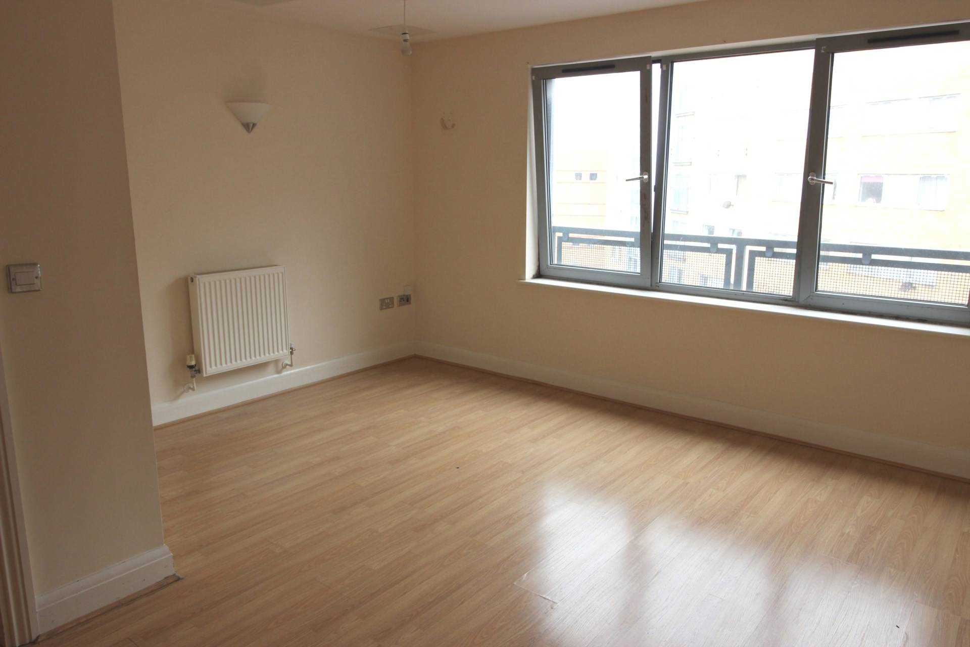 Miles Close, Thamesmead West, SE28 0NJ, Image 3