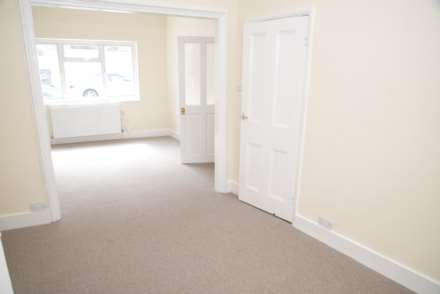 Ennis Road, Plumstead, SE18 2QT, Image 8