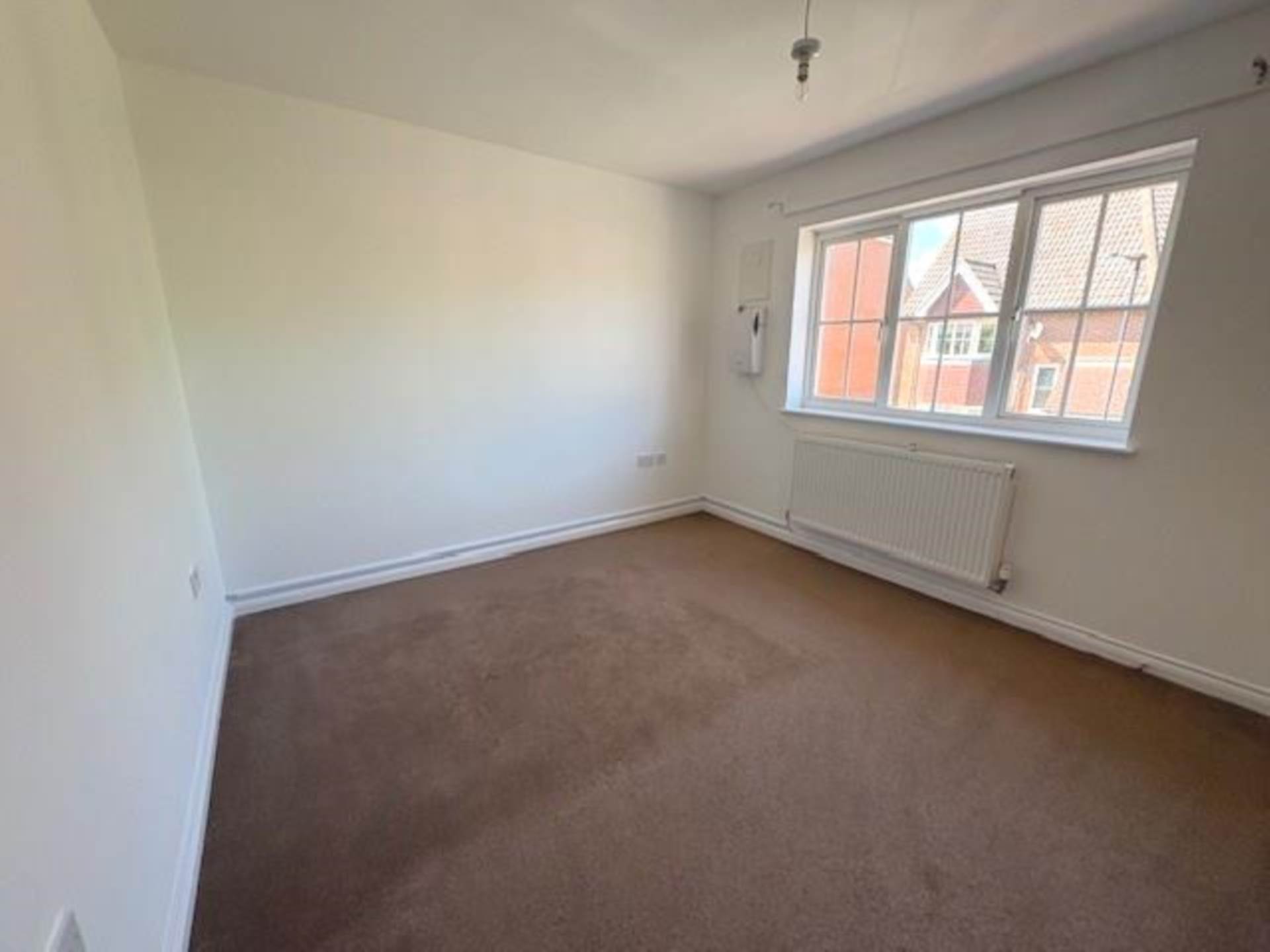 Waterside Close, Thamesmead, SE28 0GS, Image 4