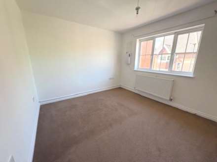 Waterside Close, Thamesmead, SE28 0GS, Image 6