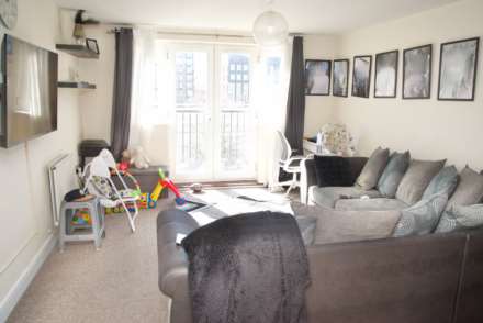 Pettacre Close, Thamesmead West, SE28 0PB, Image 5