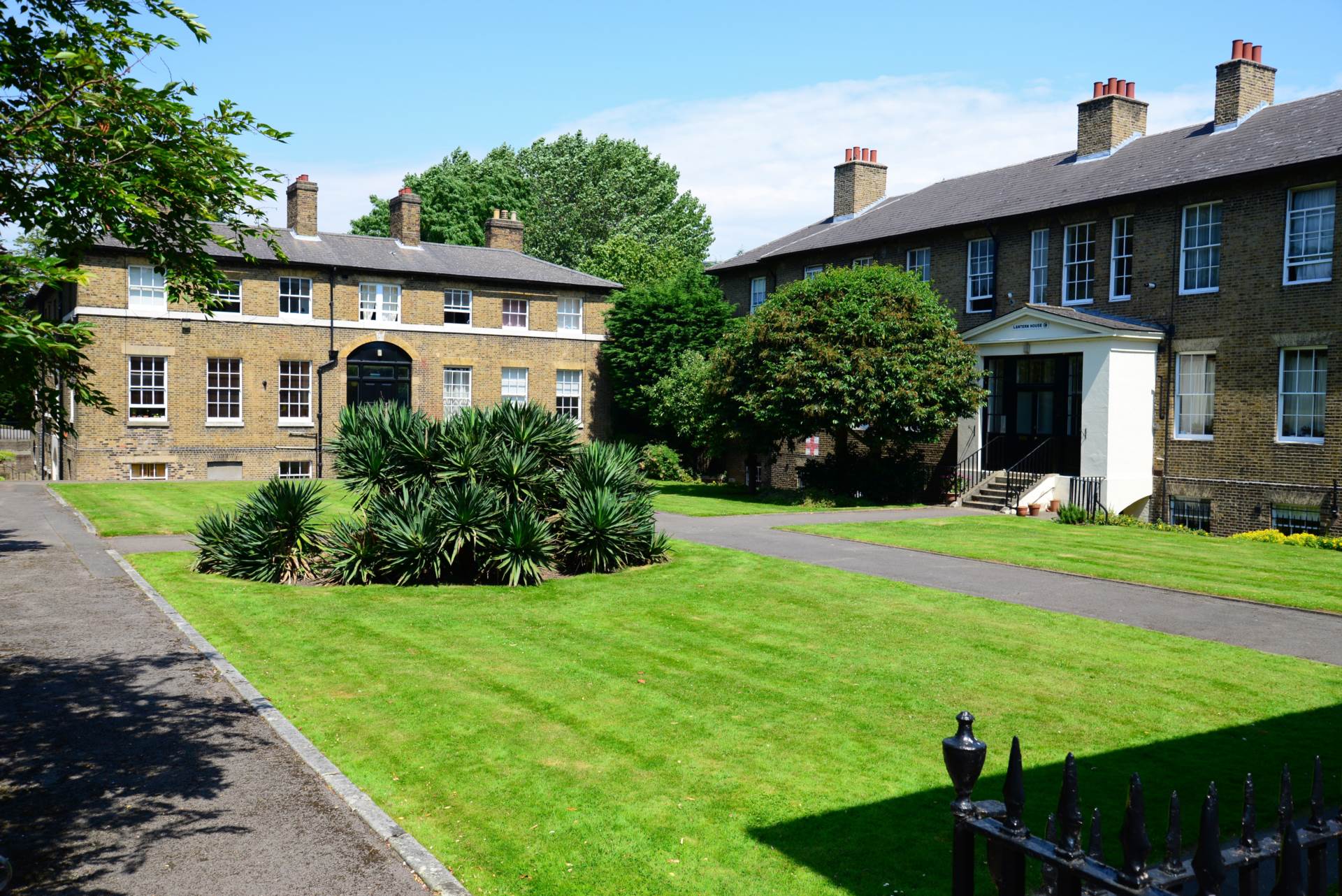 Connaught Mews, Woolwich, SE18 6SU, Image 12