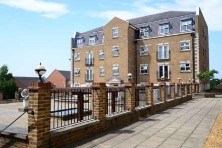 Brook Square, Shooter's Hill, SE18 4NB, Image 1
