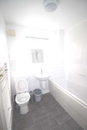 Brook Square, Shooter's Hill, SE18 4NB, Image 11