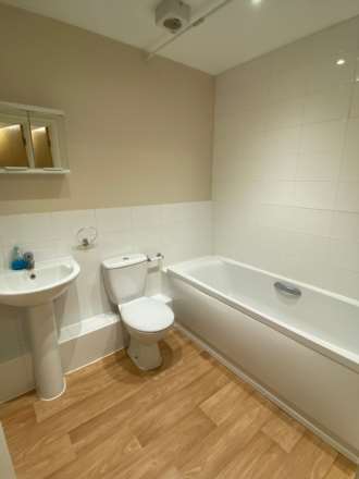 Pettacre Close, Thamesmead West, SE28 0PA, Image 14