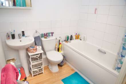 Pettacre Close, Thamesmead West, SE28 0PA, Image 7